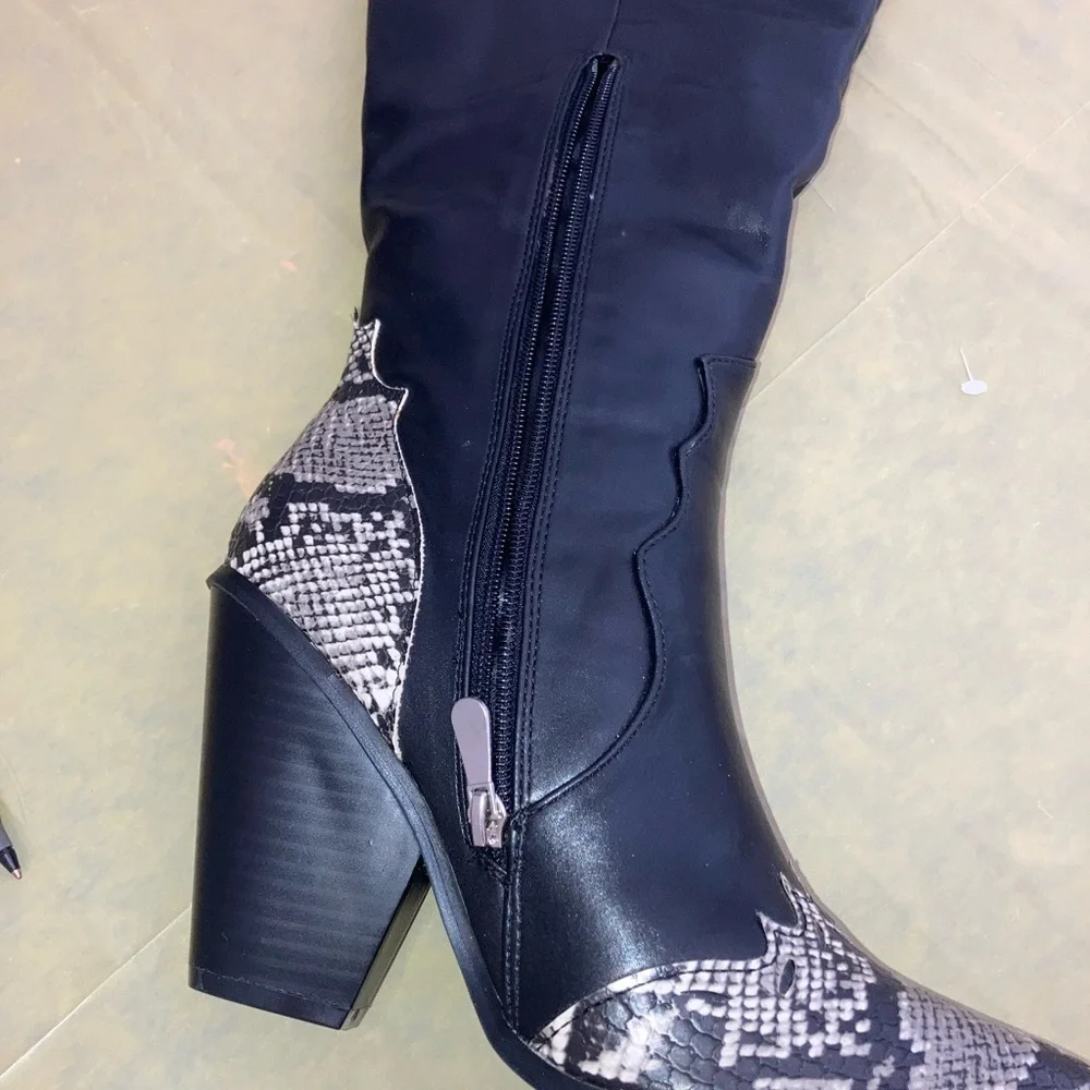 Ciaodea size 40 (9.5) faux high boots